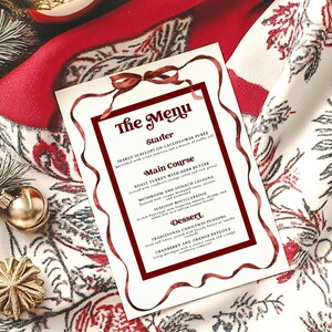Edytowalny szablon menu świątecznego, karta dekoracji na przyjęcie świąteczne, drukowane menu świąteczne poinsetta, świąteczne menu kolacji świątecznej z kokardą, 1355