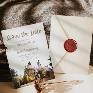 Peut inclure: Ensemble de faire-part de mariage avec une carte 'Save the Date' et une enveloppe scellée avec un sceau de cire rouge. La carte annonce le mariage de Charlotte Hayes et Avery Montgomery, avec une illustration de château. Le texte indique "Save the Date".