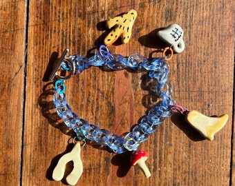 Bracciale con ciondoli in ceramica