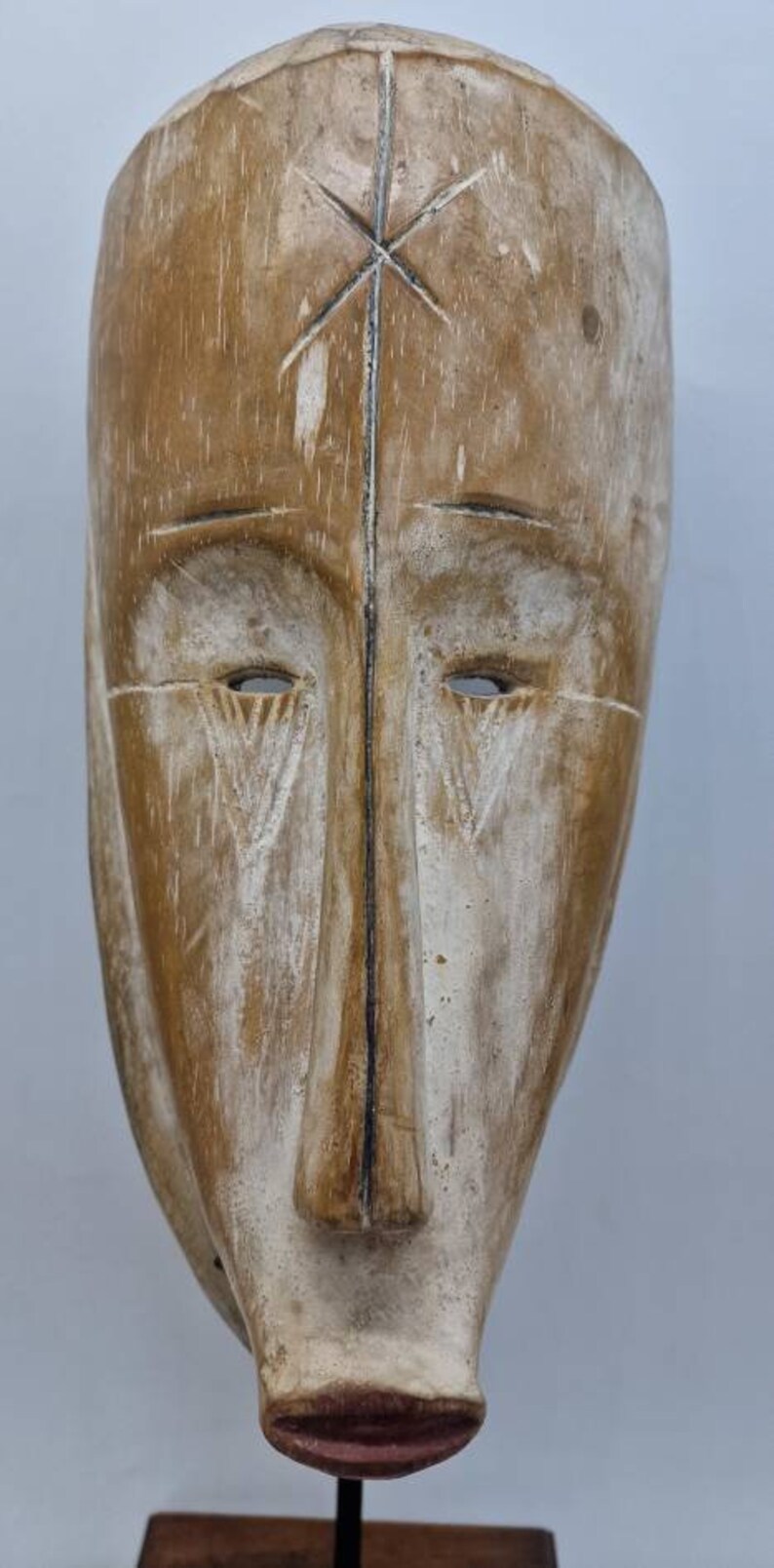 Mask Fang shops ngil gabon