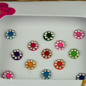 Bindi de diamantes redondos multicolores, Bindis de boda coloridos, Bindis de diseñador, Bindis de Bollywood, Tatuajes de diamantes