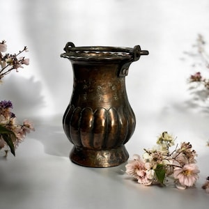 Antique Engraved 001 Marked Copper Scalloped Cauldron Pot / Vase with Handle