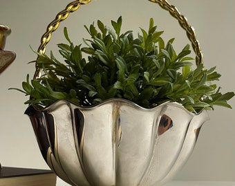Vintage International Silver Company Bowl: Braided Handle, Scalloped Edge
