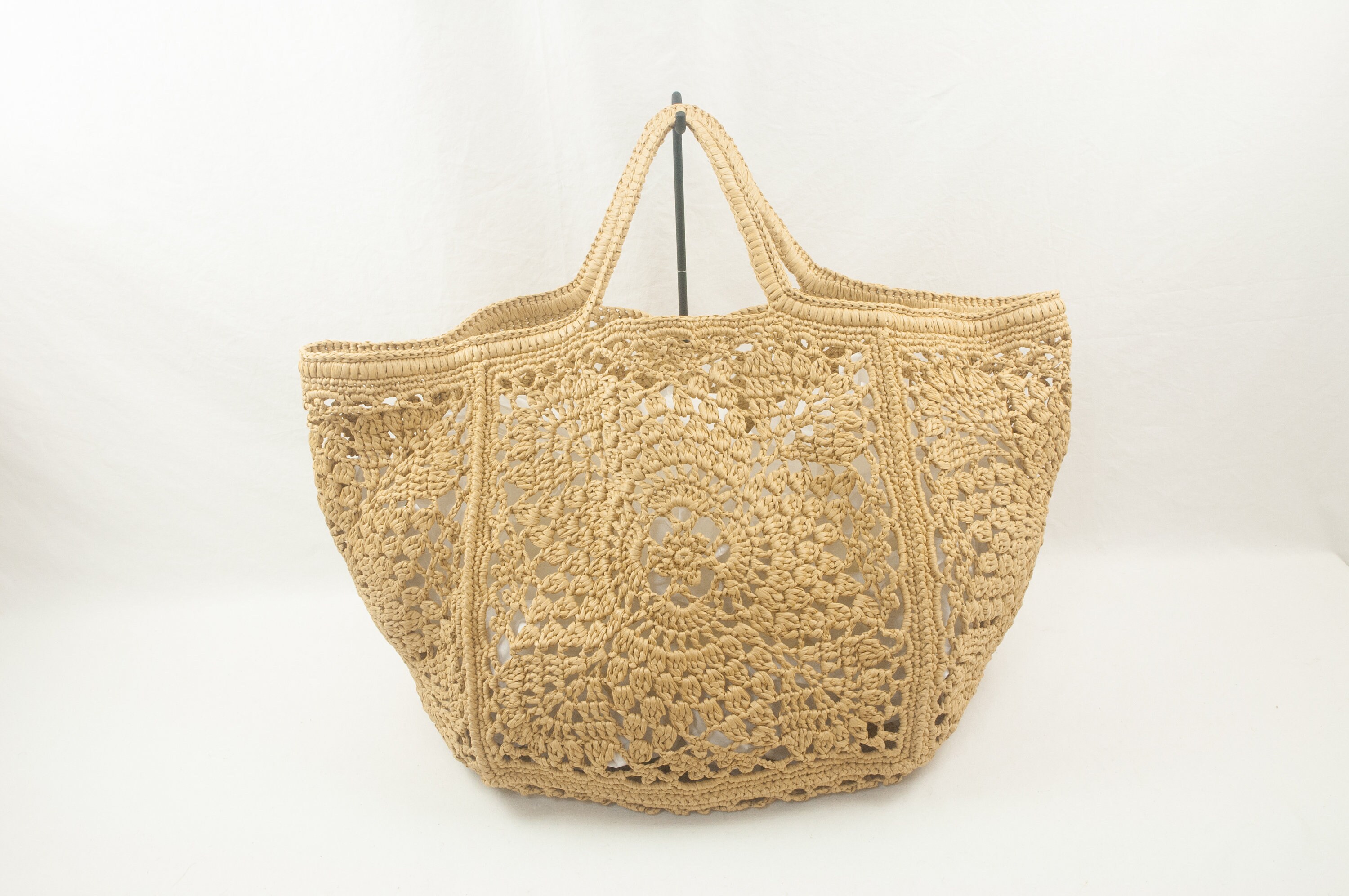 Flora - Handmade Raffia Bag with Crochet Amber Flower Band