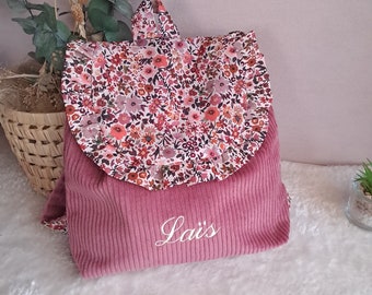 Sac à dos personnalisé enfant maternelle ou crèche avec froufrou en velours rose tissu liberty