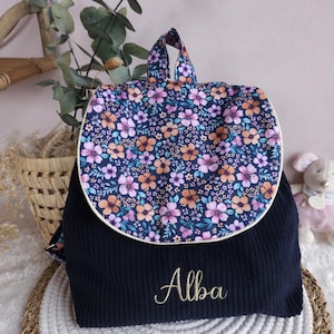 Sac à dos personnalisé enfant maternelle ou crèche en velours marinel tissu fleuri cadeau de naissance Noël