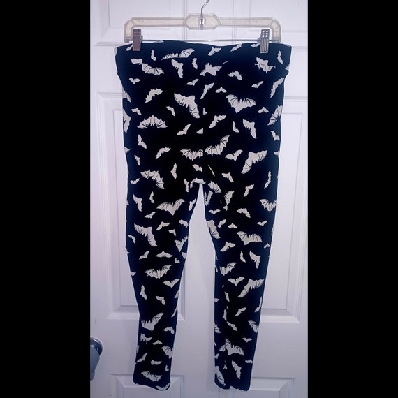 Torrid Bat Leggings NWOT Goth Plus Size 