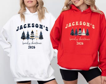 Sudaderas navideñas familiares personalizadas, árboles con nombres personalizados, camiseta navideña para el equipo de 2026