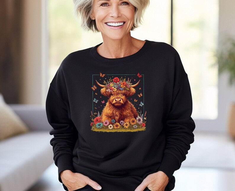 Sudadera de vaca de las Tierras Altas, suéter divertido de vaca, top de animales de granja, regalo para amantes de los animales, sudadera con animales, jersey de mariposas, regalos de vaca de las Tierras Altas imagen 3