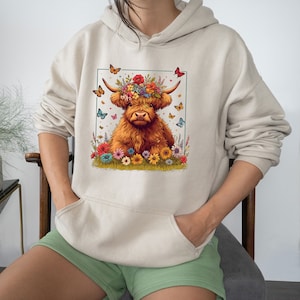 Highland Cow Hoodie,  Highland Cow Gifts, Farm Animals Top, Floral Cow Jumper, Animal Hoodie, Cow Lover Gifts, Cow Gifts, Heifer Hoodie