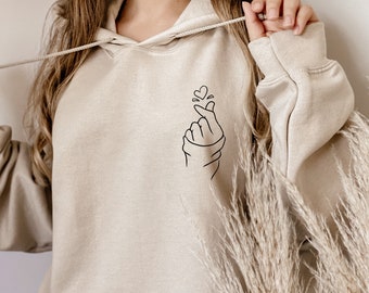 Finger Heart Hoodie, Love Hoodie, Love Yourself Hoodie, K-Pop Hoodie, K-Drama Hoodie, Korean Finger Sweatshirt, K Pop Gift, Finger Heart Top