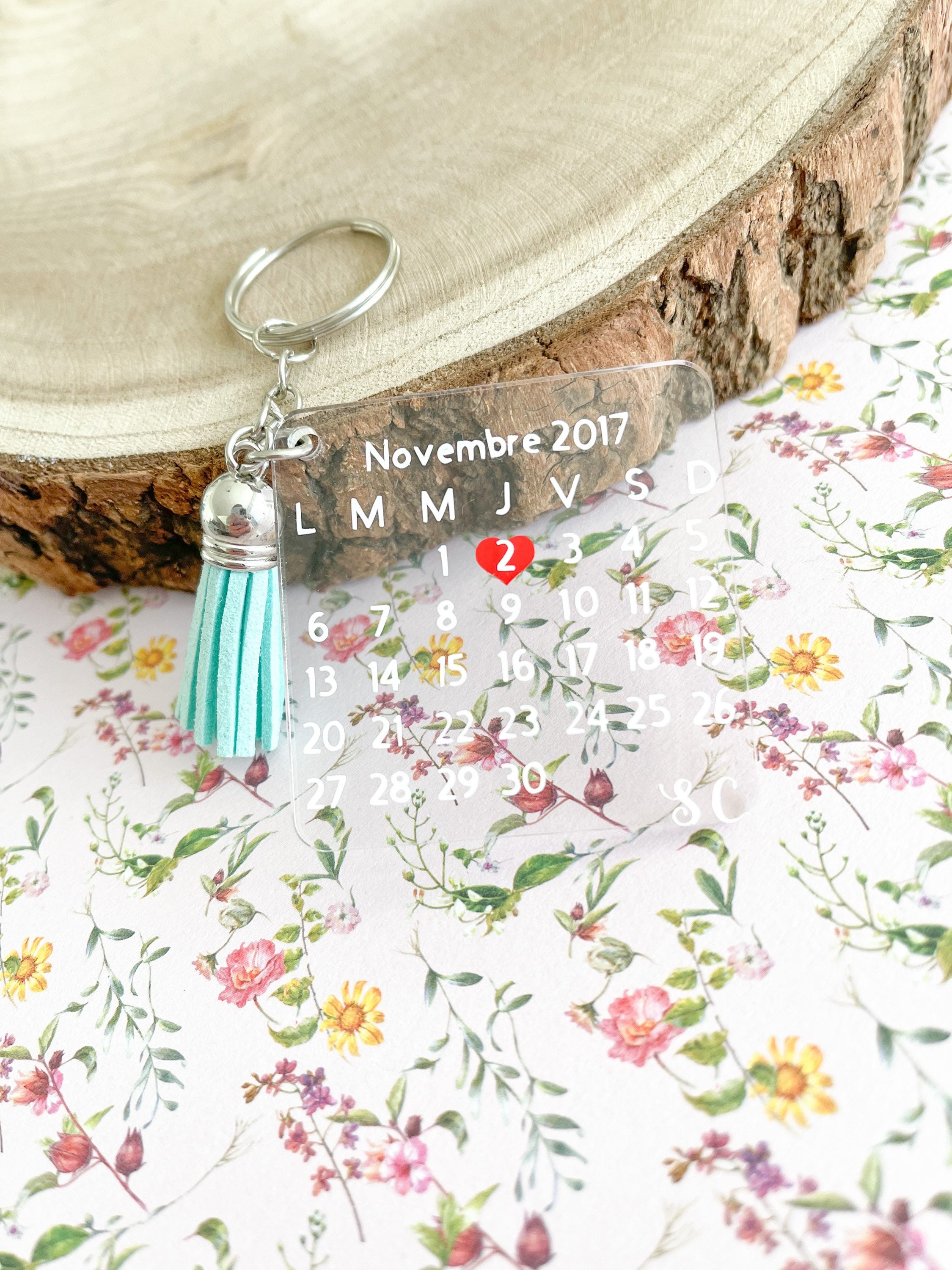 Personalized calendar keyring - Valentine&#39;s Day gift - couple gift