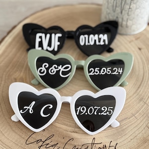Bicchieri personalizzati a forma di cuore - Bicchieri con iniziali e data per matrimoni o battesimi - Regalo per addio al nubilato e al celibato - Divertente foto di nozze