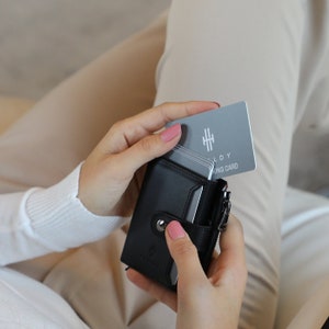 Kartenetui aus Leder, Vegan gegerbt, Brieftasche/Portemonnaie mit Personalisierung, Slim Wallet, RFID Sicher, Black