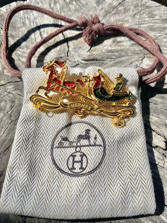 Hermès vintage enamel Horse carriage brooch