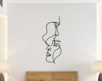 Minimalist Metal Wall Art: Kissing Faces One Line Decor