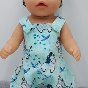 Puppenkleidung 36 - 39 cm, Latzhose und Beanie Mütze