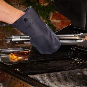 Leather oven mitts with custom logo, leather grill gloves personalized, Father&#39;s Day gift for dad, grandpa, husband, grill master