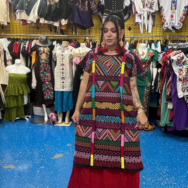 Chinanteco Huipil Dress from Usila Oaxaca – Hand Embroidered Hilván Huipil – Traditional Mexican Indigenous Textile – Colorful Geometric Hui