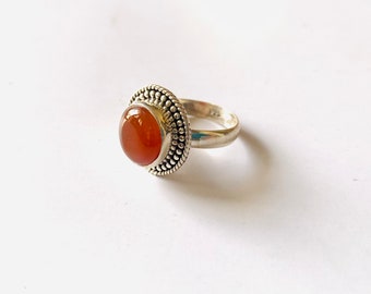 Natural Carnelian Ring in 925 Sterling Silver, Handmade Ring, Crystal Ring, Gift for Her, Statement Ring, Artisan Ring, Silver Ring