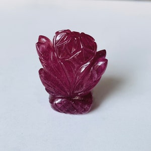 Natürliche Glas filled Rubin BlumenStrauß Schnitzerei, Edelstein Schnitzerei, 74 Karat, handgearbeitete Schnitzerei, schöne Blumenschnitzerei, Geschenk für Sie