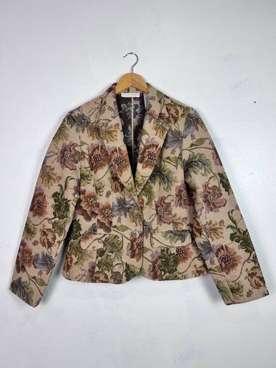 vintage crazy horse floral Gem