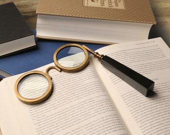 Brass Handheld Magnifier, Creative Co-op Lorgnette Magnifying Glasses - Old Fashioned Handled | Antique Brass Spectacles magnifying glass
