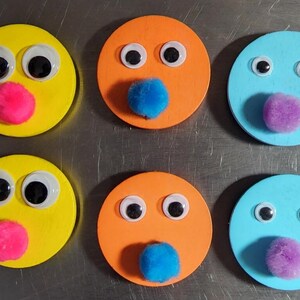 Googly Eyes Emoji Magnet Set: Funny Bubble Gum Decor