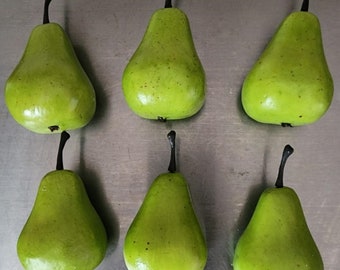 Pear magnet, Fruit magnet, Pears magnet, Green magnet, Health Food magnet, Sweet magnet, Pear Shaped magnet,  Pear gift (1 magnet)
