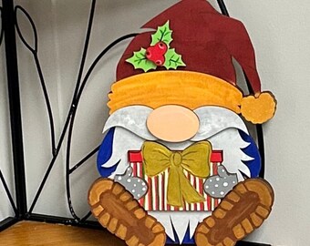 Rustic Christmas Birch Wood Gnome: Hand-Painted 3D Farmhouse Decor