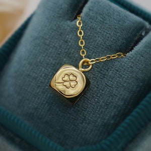 Lucky jewelry shop