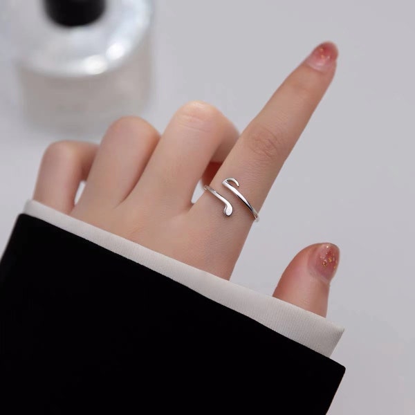 thumbnail image 2 of Luminous Stainless Steel Music Note Ring – Clef & Score Design – Unisex Sizes 6-13 2 of 6