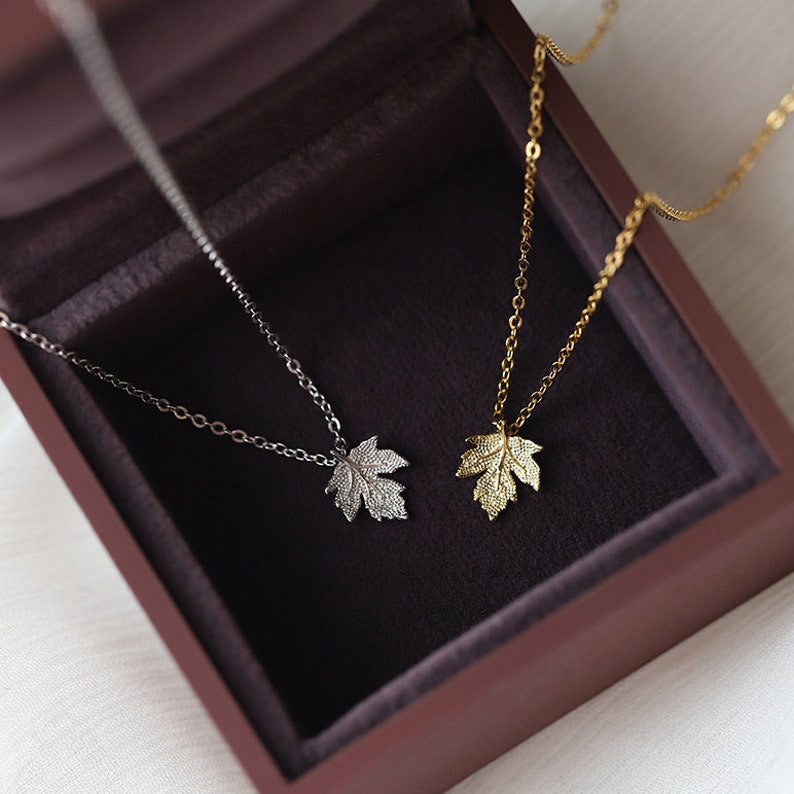 Gold Maple Leaf Necklace Maple Leaf Pendant Canadian Gifts - Etsy