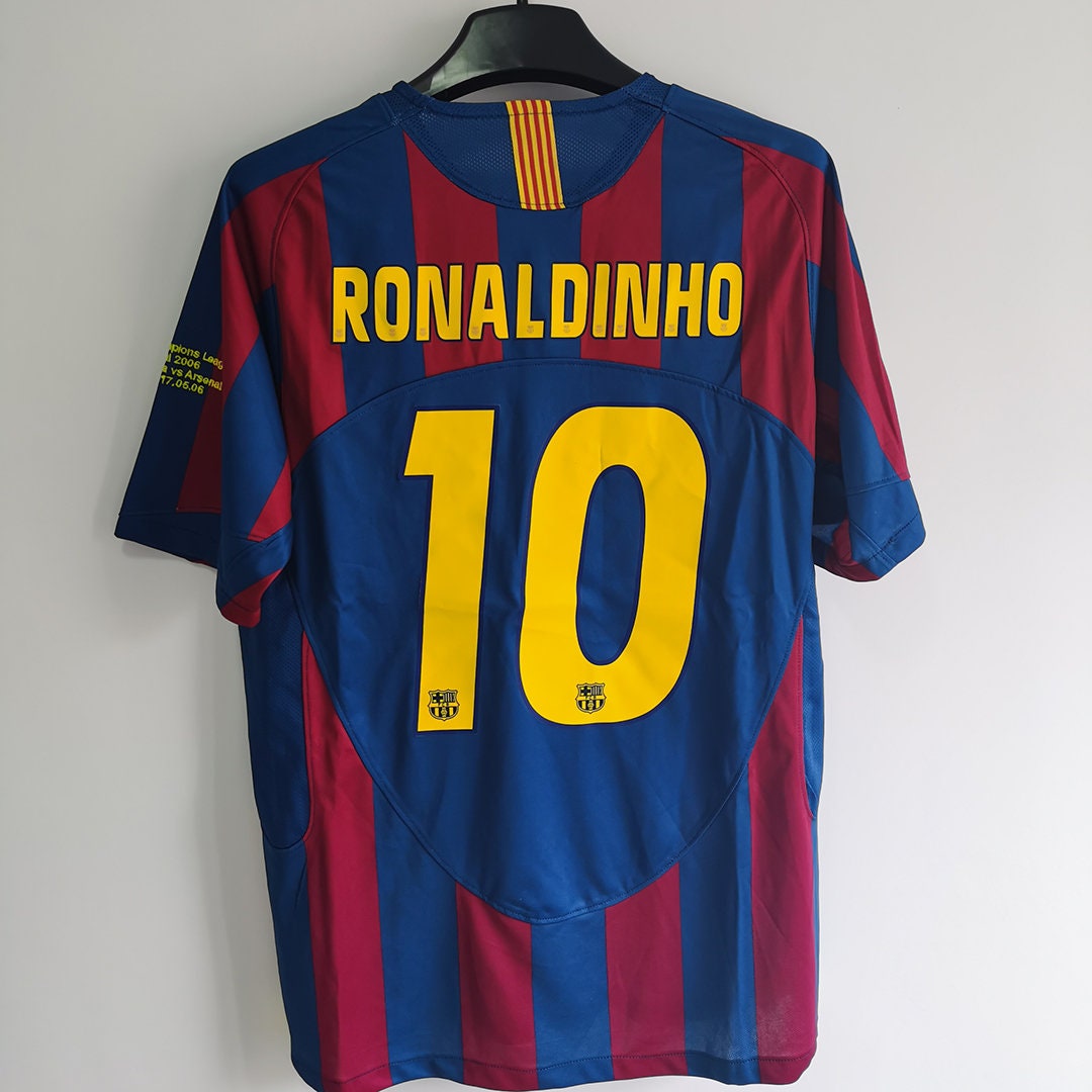 2006 ronaldinho jersey