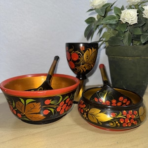 Lot of 5 RUSSIAN WOODEN cup bowls spoons lacquer Khokhloma Artwork Hohloma USSR