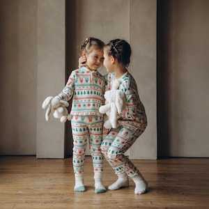Patrón de costura de top y pantalón de pijama clásico / Formatos A4/Carta A0 y Proyector / Tallas para bebés y niños pequeños
