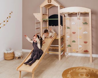 Montessori houten binnenspeeltuin, speelmat met glijbaan en matten, schommelende klimwand, standaard torenspeeltoestel