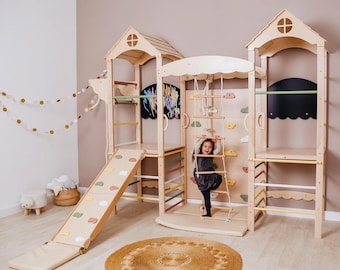 Montessori speelgym met glijbaan en matten, schommelende klimwand, binnenspeeltuin voor peuters, kinderschildersezel, grote torenspeelset
