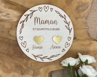 Plakette „Mama und ihre kleinen Herzen“.