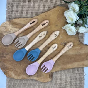 Cubiertos de madera personalizados para bebé