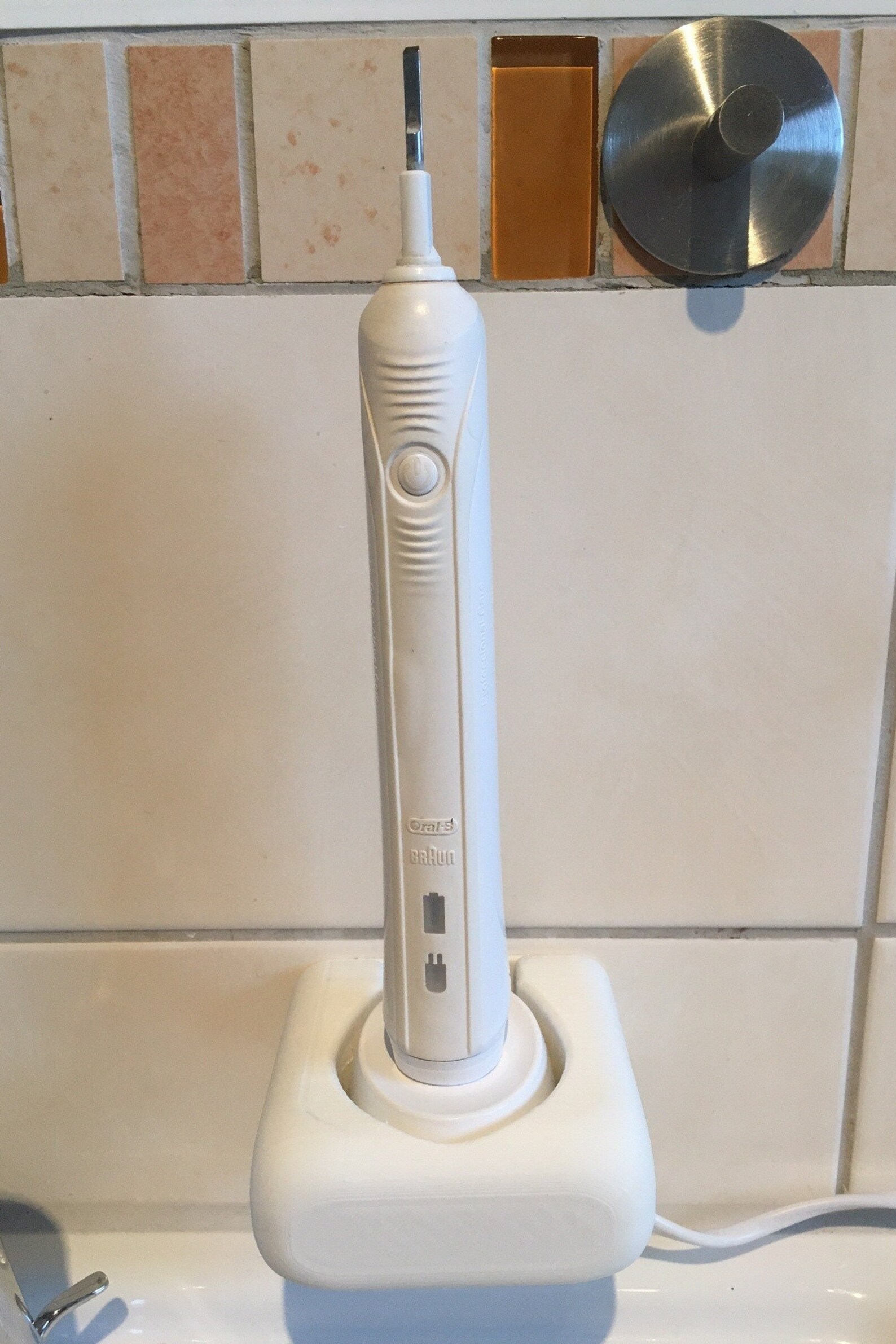 Wand Zahnbürstenhalter für Ladestation der elektrische Zahnbürste OralB Etsy.de
