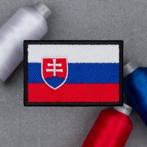 Geborduurd embleem met de Slowaakse vlag | EU Slowaaks Bratislava | Klittenband, strijk- en naaipatches