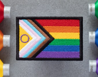 Écusson brodé drapeau de la fierté d'Inclusive Progress | Trans homosexuelle LGBT | Patchs auto-agrippants, thermocollants et à coudre