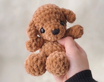かぎ針編みのプードルの子犬のパターン：プリンあみぐるみ（PDFパターン）