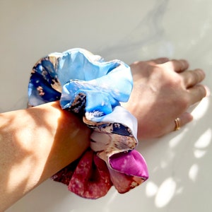 Blue, Pink, Purple Silk Scrunchie, Pink Wrist Scrunchie, Ink Design Scrunchie, Ponytail Scrunchie, Parisian Hair Tie, Silk Hair Accessorie image 4