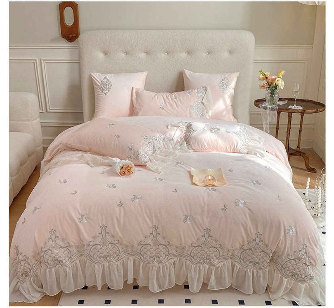 4 Pieces Luxury Velvet Bedding Set With Embroidery Velvet Etsy