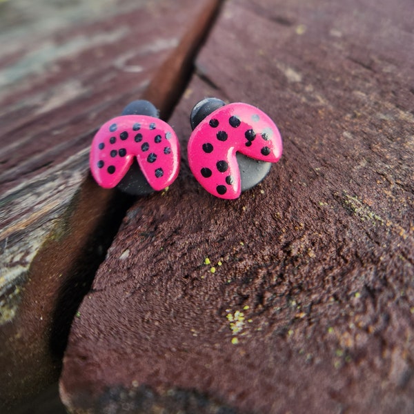 Ladybug clay earrings, statement earrings, lightweight earrings, modern earrings, handmade earrings, little girl earrings, spring earrings