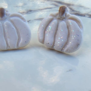 Pumpkin stud earrings,Polymer clay earrings, lightweight earrings, handmade earrings, modern earrings, statement earrings,fall earrings