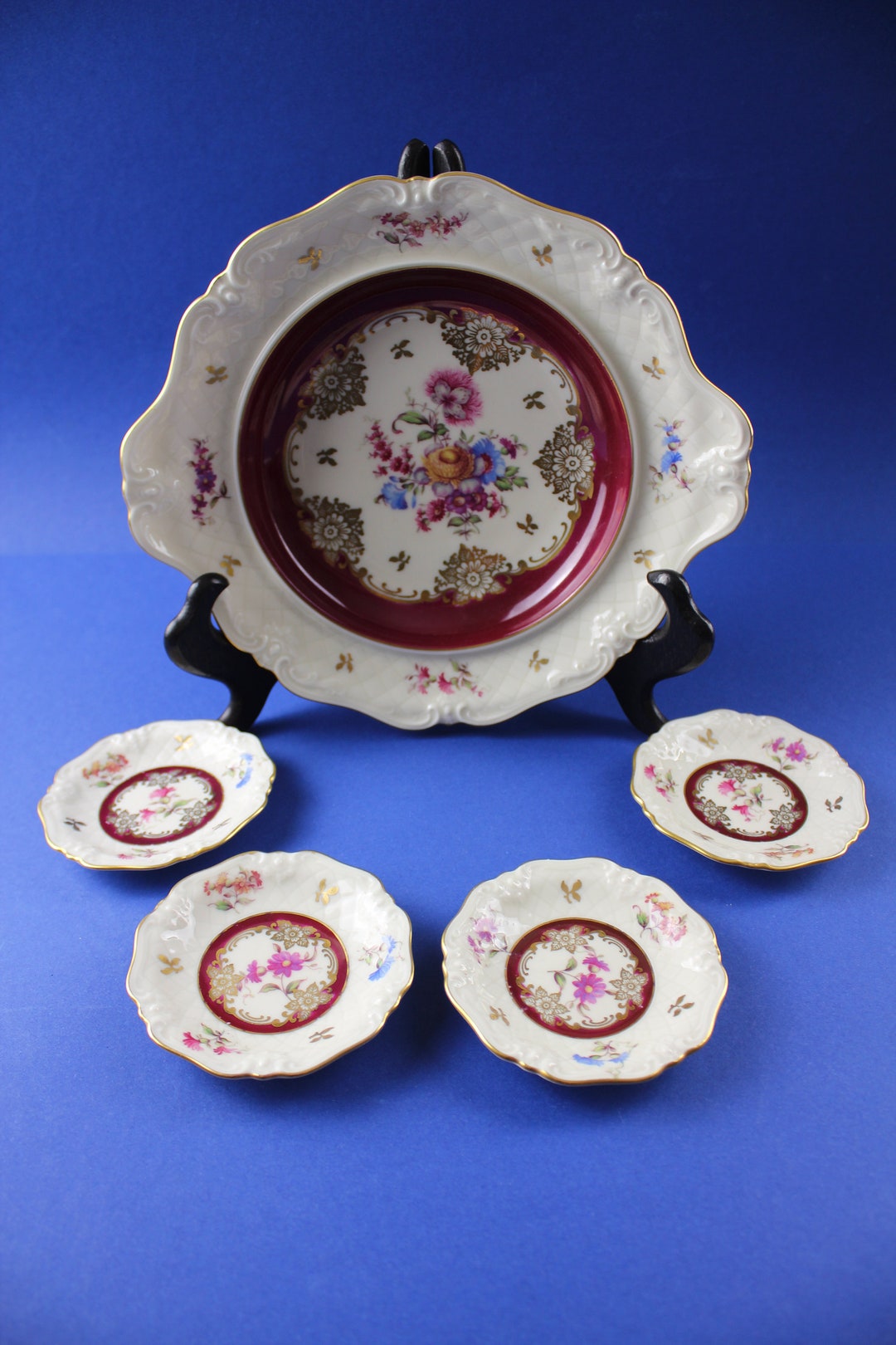 Eschenbach La Reine Set of Large and 4 Small Plates of Etsy