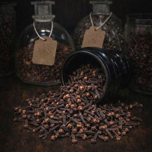Whole Cloves Dry Herb